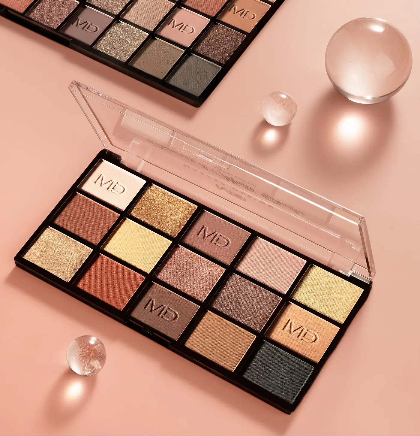 باليت ظلال عيون ١٥