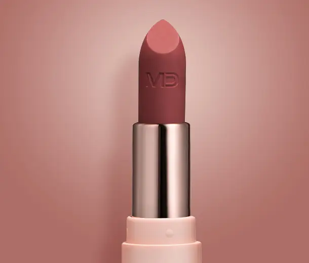 احمر شفاه ديب مات